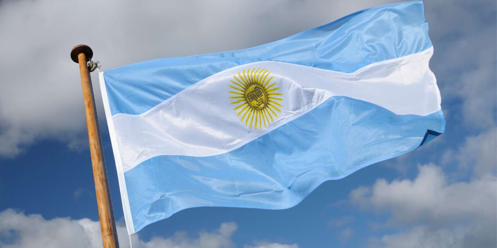 Titelbild: Javier Milei und Argentiniens Rettung: Eine kritische Analyse